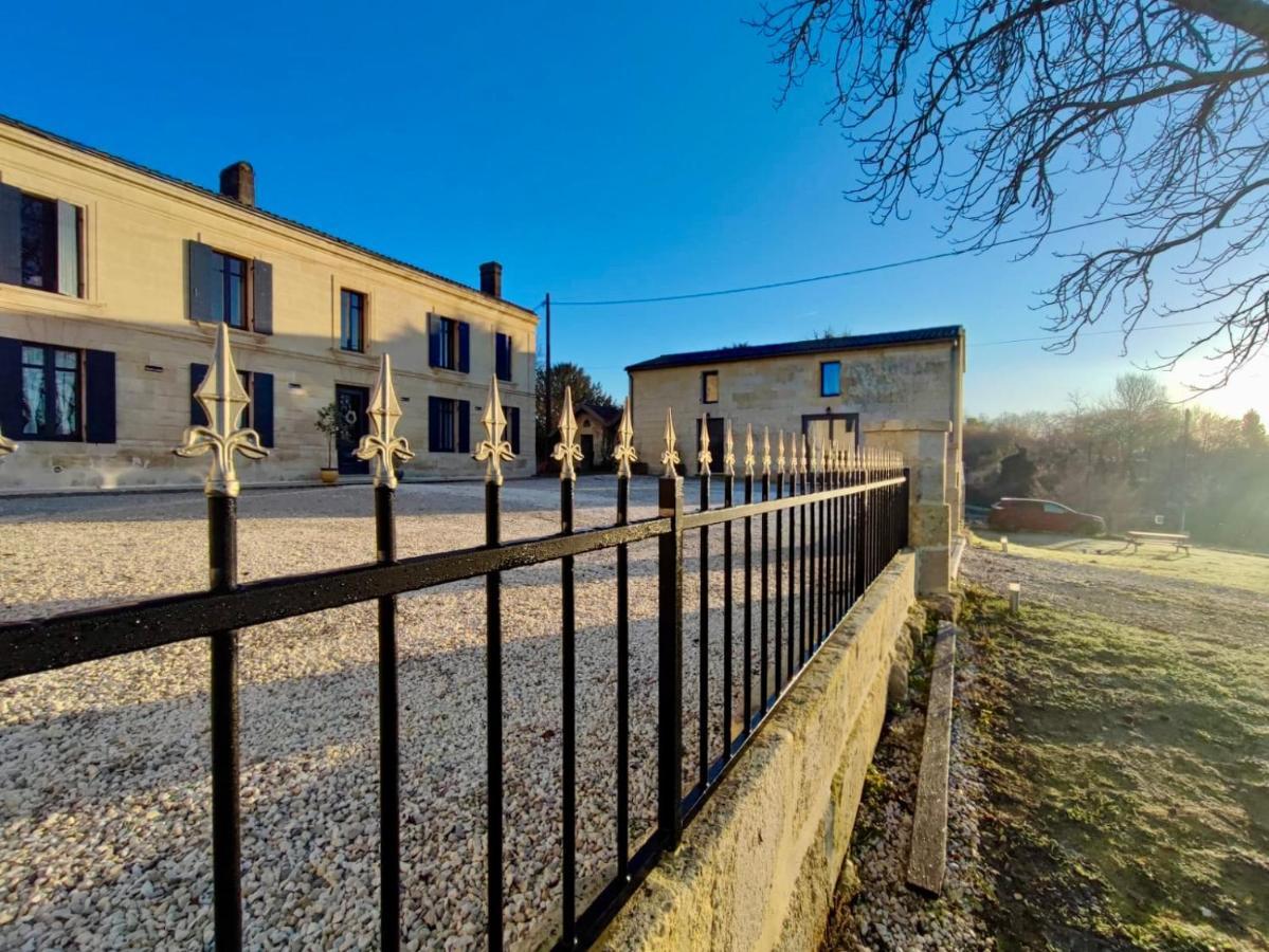 Domaine Des Hugons Villa Prignac-et-Marcamps Bagian luar foto