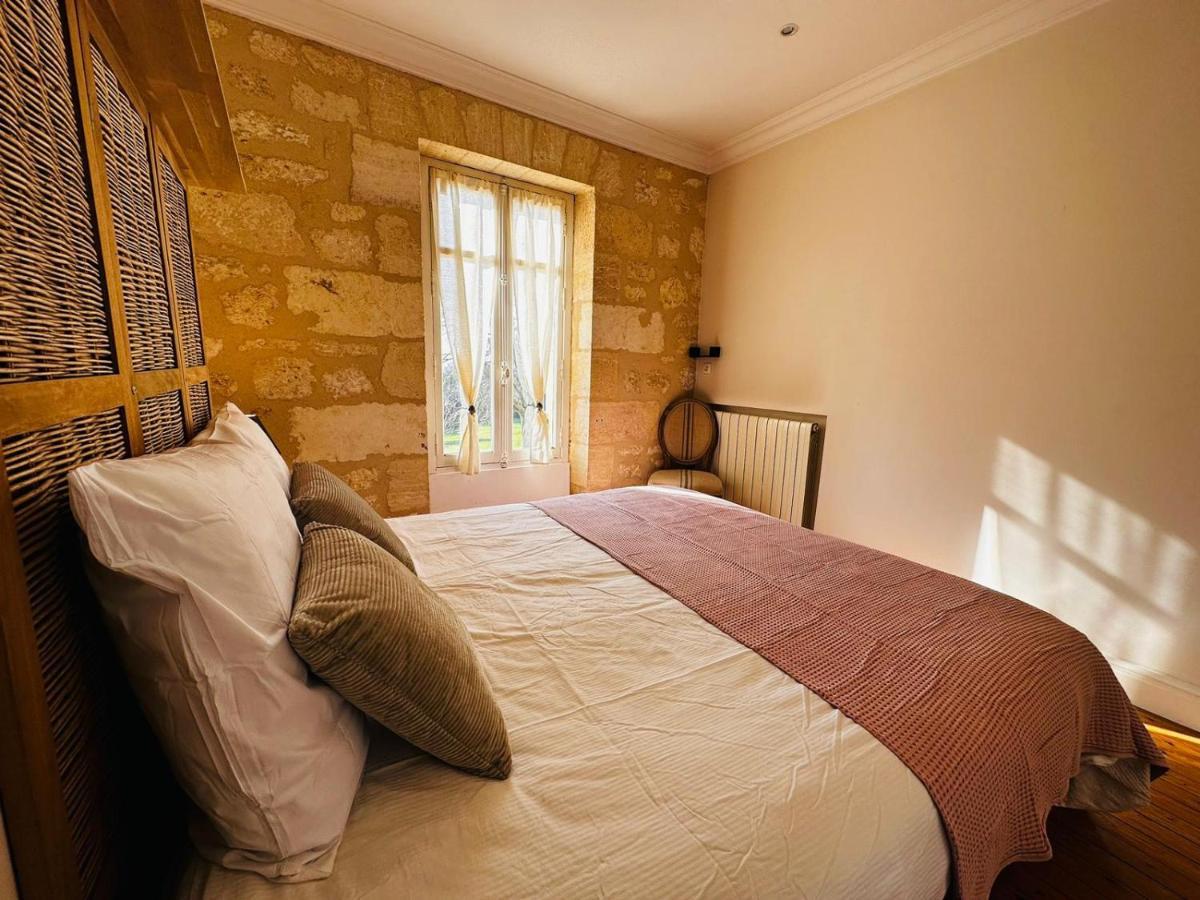 Domaine Des Hugons Villa Prignac-et-Marcamps Bagian luar foto