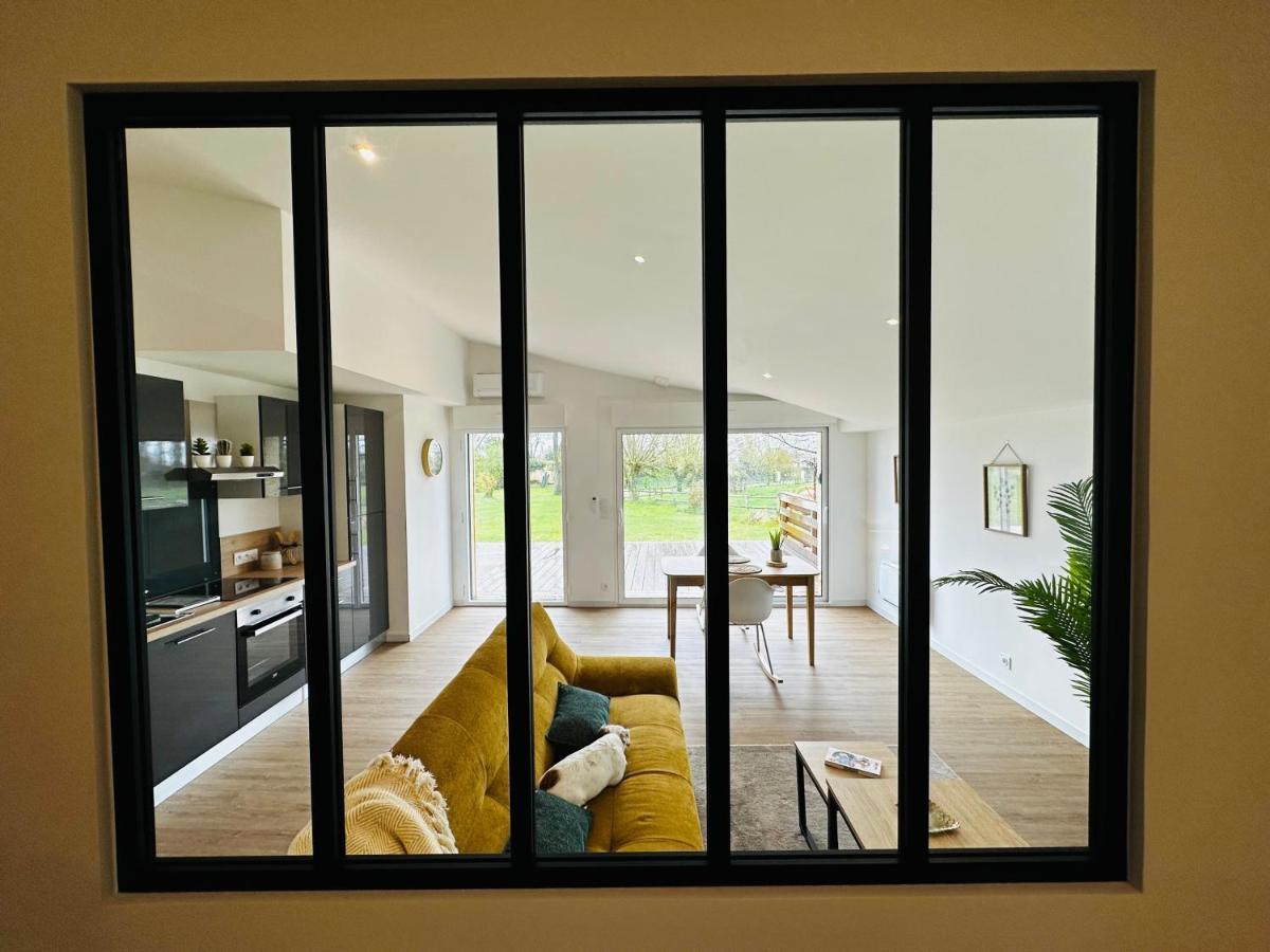 Domaine Des Hugons Villa Prignac-et-Marcamps Bagian luar foto